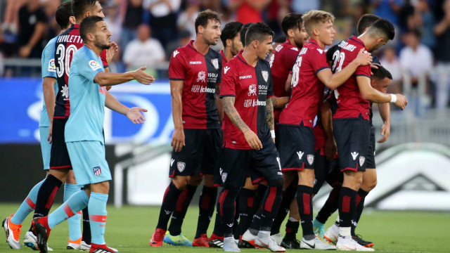 Cagliari 08 08 2018 Presso Sardegna Arena - Amichevole Cagliari vs Altetico Madrid
nella foto: andrea cossu lascia il campo e termina la sua carriera da giocatore
SILPRESS/ENRICO LOCCI
