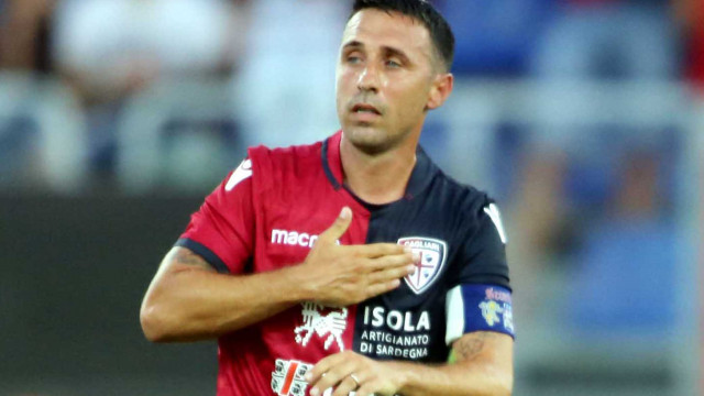Cagliari 08 08 2018 Presso Sardegna Arena - Amichevole Cagliari vs Altetico Madrid
nella foto: andrea cossu lascia il campo e termina la sua carriera da giocatore
SILPRESS/ENRICO LOCCI