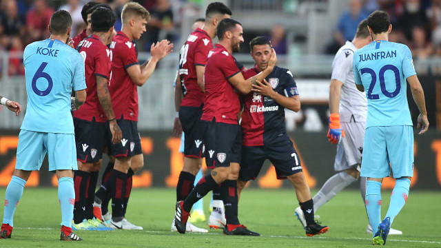 Cagliari 08 08 2018 Presso Sardegna Arena - Amichevole Cagliari vs Altetico Madrid
nella foto: andrea cossu lascia il campo e termina la sua carriera da giocatore
SILPRESS/ENRICO LOCCI