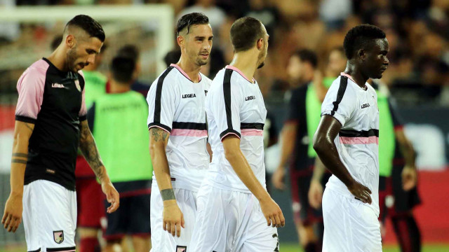 Cagliari 12 08 2018 Presso Sardegna Arena - Incontro di Coppa Italia Cagliari vs Palermo
nella foto: giocatori a fine gara
SILPRESS/ENRICO LOCCI