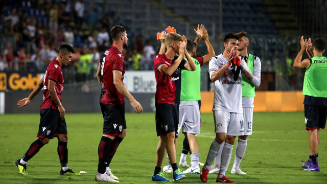 Cagliari 08 08 2018 Presso Sardegna Arena - Amichevole Cagliari vs Altetico Madrid
nella foto: giocatori a fine gara
SILPRESS/ENRICO LOCCI