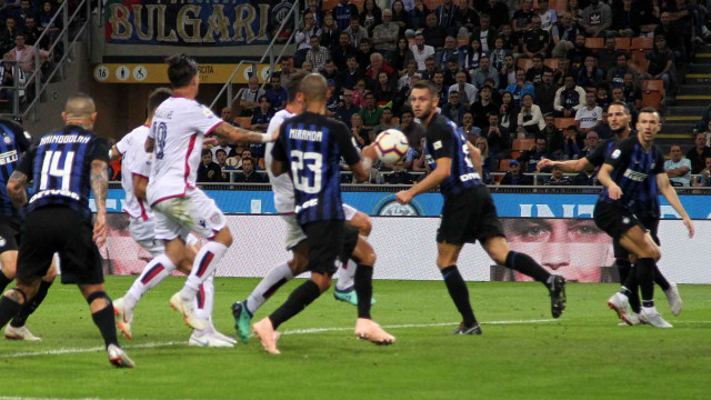 Daniele Dessena fallo di mano
Milano 29-09-2018 Stadio Giuseppe Meazza 7 Giornata di Serie A Tim 2018-19 Internazionale/ Cagliari
Foto Alberto Mariani - Silpress