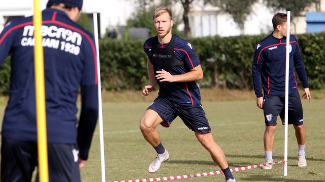 Allenamento Cagliari, Klavan. Media Day