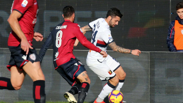 Cagliari 24 12 08 2018 Presso Stadio Sardegna Arena - Campionato serie A tim incontro Cagliari vs Genoa
nella foto: Luca Cigarini e bessa
SILPRESS/ENRICO LOCCI