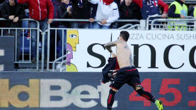 Cagliari 24 12 08 2018 Presso Stadio Sardegna Arena - Campionato serie A tim incontro Cagliari vs Genoa
nella foto: esultanza di diego farias del cagliari
SILPRESS/ENRICO LOCCI