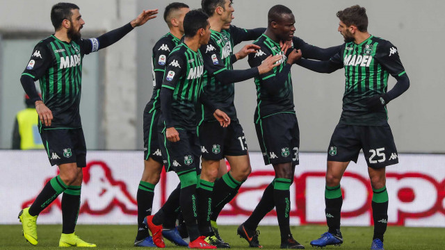 REGGIO EMILIA, ITALIA, 26-01-19 - 21° GIORNATA DI CAMPIONATO SERIE A TIM - MAPEI STADIUN, SASSUOLO VS CAGLIARI,BY CASTALDI, NELLA FOTO: ESULTANZA E LòITIGIO FRA KHOUMA BABACAR E DOMENICO BERARDI