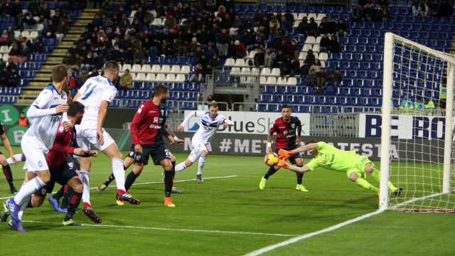 Cagliari 04 02 2019 Presso Stadio Sardegna Arena - Campionato serie A tim incontro Cagliari vs Atalanta
nella foto: Parata di Alessio Cragno
SILPRESS/ENRICO LOCCI