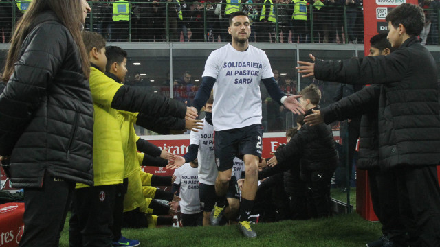 La maglia del cagliari con la scritta solidarietà ai pastori sardi
Milano 10 / 02 /, 2019 Giornata 23 di Ritorno Campionato serie A Tim 2018-19
Milan - Cagliari
ph Alberto Mariani / Silpress
