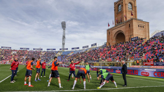 BOLOGNA ITALIA, 10-03-19 - 27° GIORNATA DI CAMPIONATO SERIE A TIM - STADIO RENATO DALL'ARA, BOLOGNA VS CAGLIARI, BY CASTALDI / SILPRESS NELLA FOTO: RISCALDAMNTO CAGLIARI