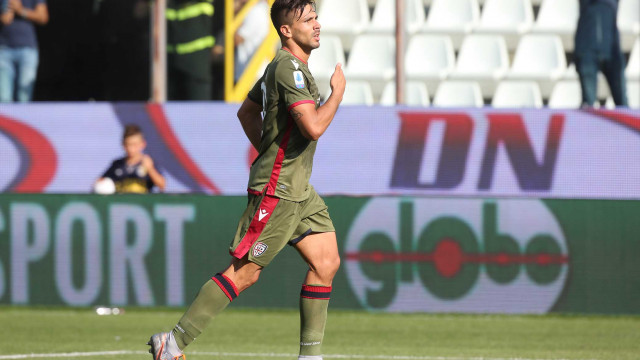 Parma 15/ Settembre /, 2019 Campionato Serie A Tim 2019-20
3 Giornata Parma - Cagliari
ph dmfoto / Silpress
Nella foto - Giovanni Simeone esultanza goal