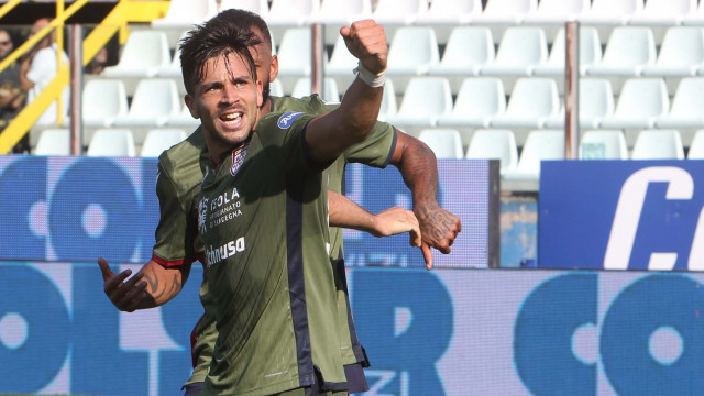 Parma 15/ Settembre /, 2019 Campionato Serie A Tim 2019-20
3 Giornata Parma - Cagliari
ph dmfoto / Silpress
Nella foto - Giovanni Simeone esultanza goal 3-1