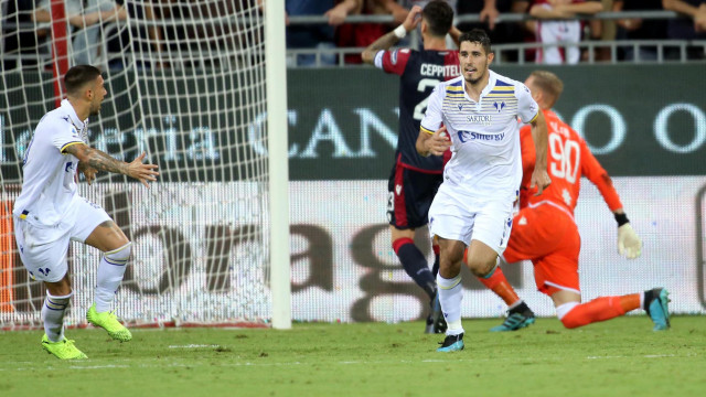 Cagliari 29 09 2019 Presso Stadio Sardegna Arena - Campionato serie A Tim 2019-20 incontro Cagliari vs Hellas Verona
nella foto: esultanza di Davide Faraoni dell'hellas verona
SILPRESS/ENRICO LOCCI