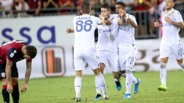 Cagliari 29 09 2019 Presso Stadio Sardegna Arena - Campionato serie A Tim 2019-20 incontro Cagliari vs Hellas Verona
nella foto: esultanza di Davide Faraoni dell'hellas verona
SILPRESS/ENRICO LOCCI
