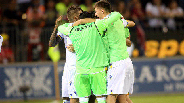Cagliari 29 09 2019 Presso Stadio Sardegna Arena - Campionato serie A Tim 2019-20 incontro Cagliari vs Hellas Verona
nella foto: esultanza di Davide Faraoni dell'hellas verona
SILPRESS/ENRICO LOCCI