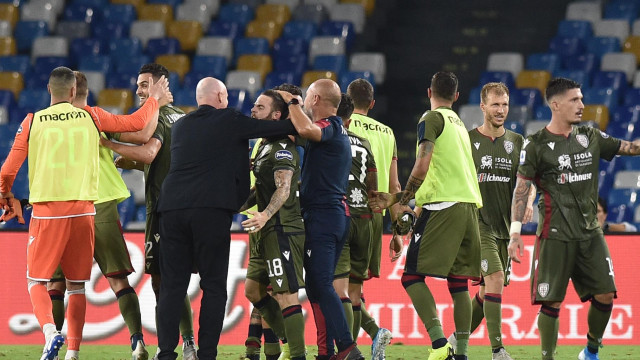 Napoli 25 Settembre 2019 Stadio San Paolo Campionato Serie A Tim 2019/20 Napoli - Cagliari nella foto: ESULTANZA FINALE Foto - Agostino Gemito -DarosPhoto