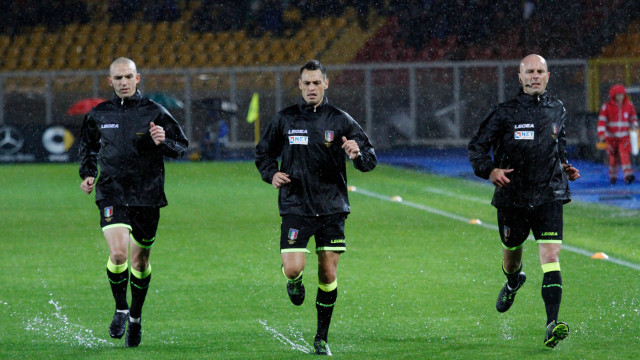 LECCE CAMPIONATO 2019-2020 RISCALDAMENTO ARBITRI MICHEL CAPUTO/SILPRESS