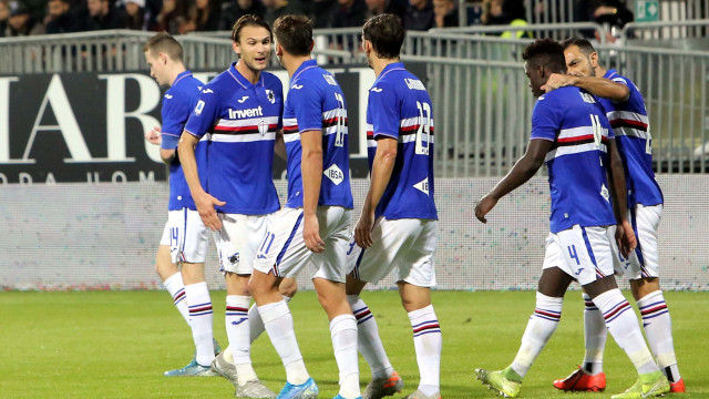 Cagliari 02 12 2019 Presso Stadio Sardegna Arena - Campionato serie A Tim 2019-20 incontro Cagliari vs Sampdoria
nella foto: esultanza di Fabio Quagliarella della sampdoria
SILPRESS/ENRICO LOCCI