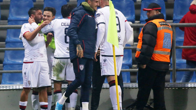 REGGIO EMILIA 8 / Dicembre /2019 15 GIORNATA CAMPIONATO SERIE A TIM 19-20
SASSUOLO - CAGLIARI
foto MORONI - SILPRESS
nella Foto DANIELE RAGATZU ESULTANZA GOAL 2-2