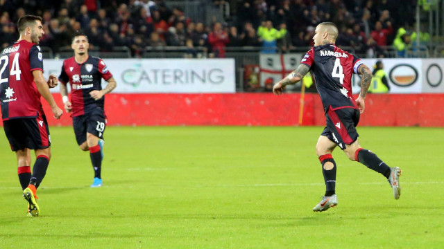 Cagliari 02 12 2019 Presso Stadio Sardegna Arena - Campionato serie A Tim 2019-20 incontro Cagliari vs Sampdoria
nella foto: Radja Nainggolan esulta dopo il gol del 1-2
SILPRESS/ENRICO LOCCI