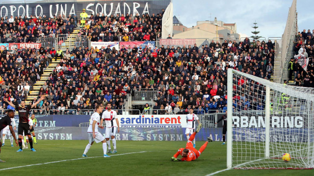Cagliari 11 01 2020 Presso Stadio Sardegna Arena - Campionato serie A Tim 2019-20 incontro Cagliari vs Milan
nella foto: esultanza di Zlatan Ibrahimovic del milan
SILPRESS/ENRICO LOCCI