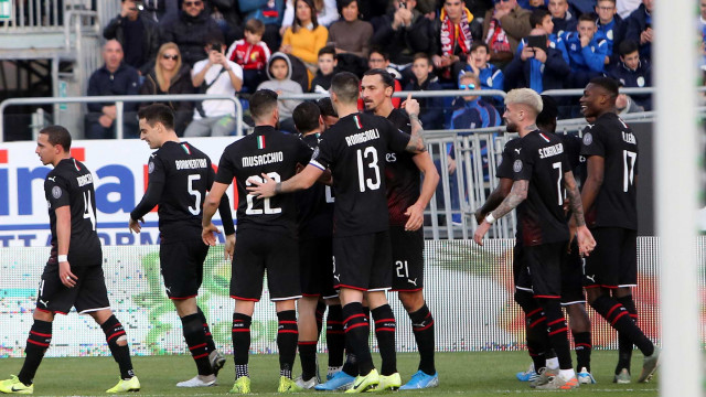 Cagliari 11 01 2020 Presso Stadio Sardegna Arena - Campionato serie A Tim 2019-20 incontro Cagliari vs Milan
nella foto: esultanza di Zlatan Ibrahimovic del milan
SILPRESS/ENRICO LOCCI
