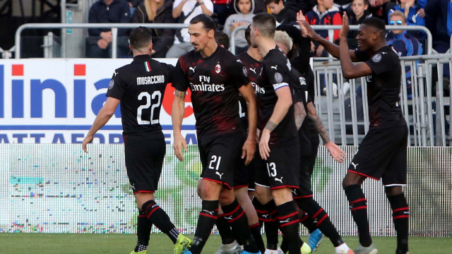 Cagliari 11 01 2020 Presso Stadio Sardegna Arena - Campionato serie A Tim 2019-20 incontro Cagliari vs Milan
nella foto: esultanza di Zlatan Ibrahimovic del milan
SILPRESS/ENRICO LOCCI