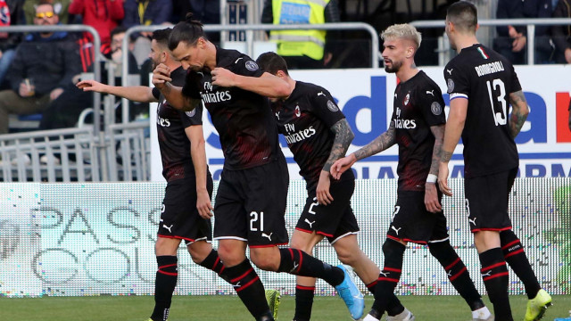 Cagliari 11 01 2020 Presso Stadio Sardegna Arena - Campionato serie A Tim 2019-20 incontro Cagliari vs Milan
nella foto: esultanza di Zlatan Ibrahimovic del milan
SILPRESS/ENRICO LOCCI