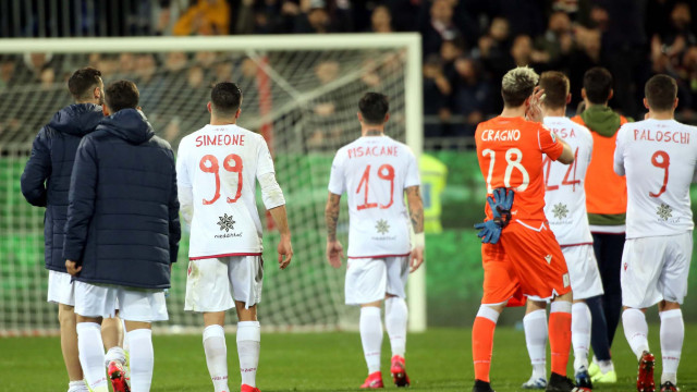 Cagliari 16 02 2020 Presso Stadio Sardegna Arena - Campionato serie A Tim 2019-20 incontro Cagliari vs Napoli
nella foto: i giocatori del cagliari delusi a fine gara
SILPRESS/ENRICO LOCCI