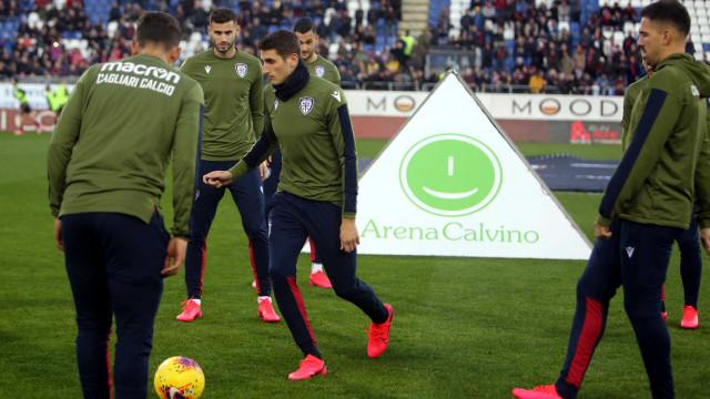 Cagliari 01 02 2020 Presso Stadio Sardegna Arena - Campionato serie A Tim 2019-20 incontro Cagliari vs Parma
nella foto: riscaldamento giocatori
SILPRESS/ENRICO LOCCI