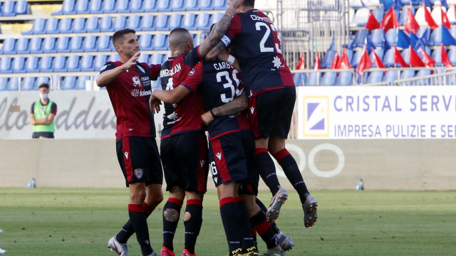 Cagliari 27 06 2020 Presso Stadio Sardegna Arena - Campionato serie A Tim 2019-20 incontro Cagliari vs Torino
nella foto: esultanza di Nahitan Nandez del cagliari
SILPRESS/ENRICO LOCCI