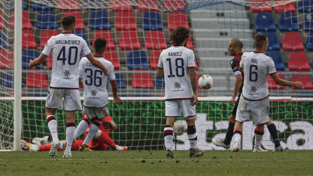 BOLOGNA - ITALY, 01-07-20 -FOTO DI CASTALDI / SILPRESS - BOLOGNA VS CAGLIARI, NELLA FOTO: GOAL DEL BOLOGNA