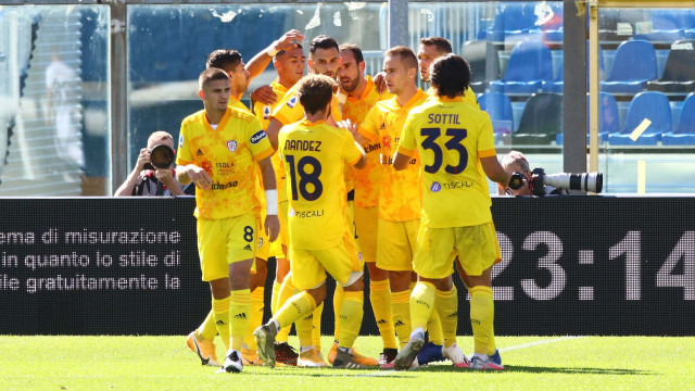 04.10.2020, Bergamo, Serie A 3a Giornata - Stadio Gewiss Stadim - Atalanra Cagliari - nella foto:DOPO GOL GODIN