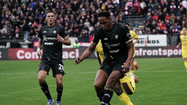 RESTRICTED TO EDITORIAL USE.
Mandatory Credit: Photo by Alessandro Tocco/NurPhoto/Shutterstock (15142037z)
Yerry Mina (#26 Cagliari Calcio) participates in the Serie A TIM match between Cagliari Calcio and Parma Calcio in Italy on February 9, 2025.
Cagliari v Parma - Serie A, Italy - 09 Feb 2025