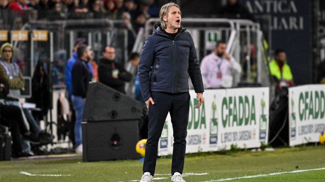 Davide Nicola Mister of Cagliari Calcio during Cagliari Calcio vs Juventus FC, Italian soccer Serie A match in Cagliari, Italy, February 23 2025