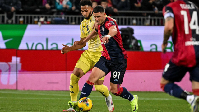 Roberto Piccoli of Cagliari Calcio during Cagliari Calcio vs Juventus FC, Italian soccer Serie A match in Cagliari, Italy, February 23 2025