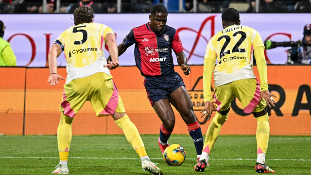 Zito Luvumbo of Cagliari Calcio during Cagliari Calcio vs Juventus FC, Italian soccer Serie A match in Cagliari, Italy, February 23 2025