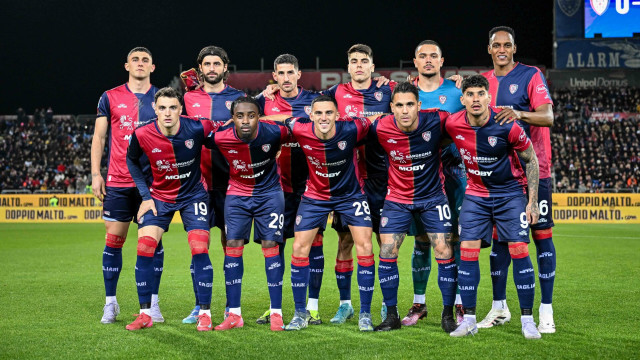 Team Cagliari Calcio during Cagliari Calcio vs Genoa CFC, Italian soccer Serie A match in Cagliari, Italy, March 07 2025