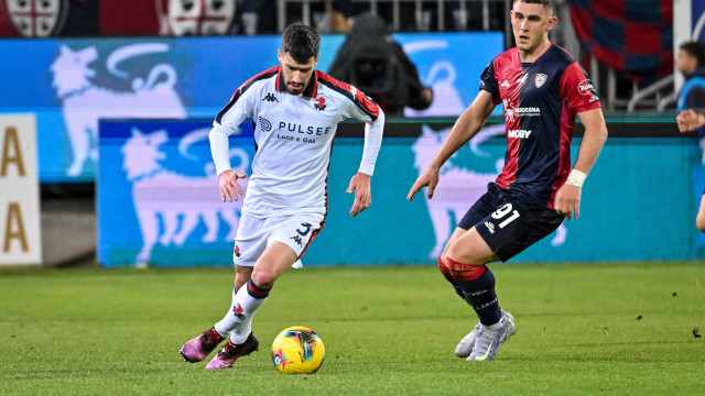 Aaron Martin of Genoa CFC during Cagliari Calcio vs Genoa CFC, Italian soccer Serie A match in Cagliari, Italy, March 07 2025