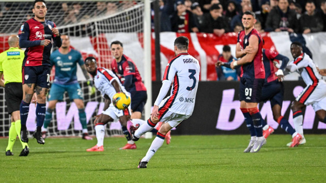 Aaron Martin of Genoa CFC during Cagliari Calcio vs Genoa CFC, Italian soccer Serie A match in Cagliari, Italy, March 07 2025