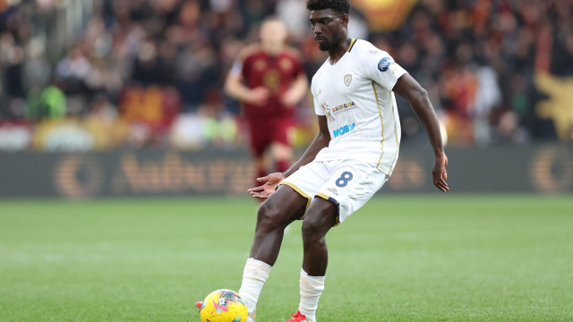 Rome, Italy 16.03.2025 : Michel Adopo of Cagliari during Italian football championship Serie A Enilive 2024-2025 match AS Roma vs Cagliari Calcio at OLYMPIC STADIUM in Rome