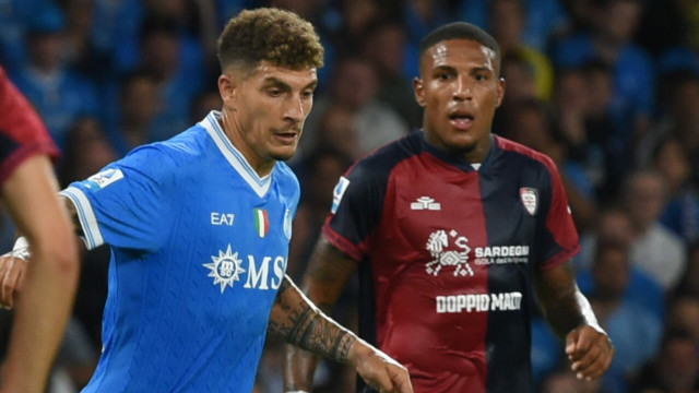 Giovanni Di Lorenzo of SSC Napoli in action during the Serie A Enilive between SSC Napoli vs Hellas Verona FC at Diego Armando Maradona Stadium Folorunsho