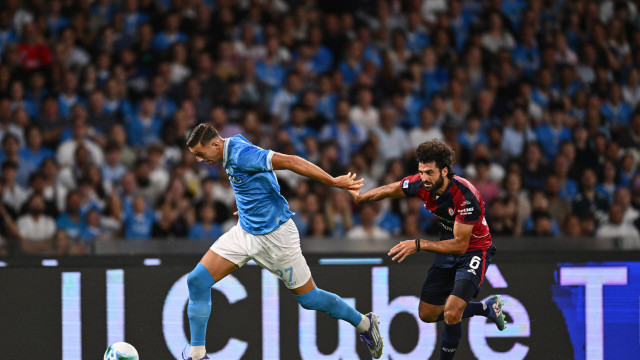 Dc Napoli 30/08/2025 - campionato di calcio serie A / Napoli-Cagliari / foto Domenico Cippitelli/Image Sport
nella foto: Lorenzo Lucca-MIchel Adopo