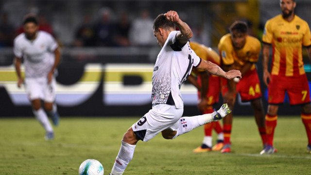 Ci Lecce 19/09/2025 - campionato di calcio serie A / Lecce-Cagliari / foto Carmelo Imbesi/Image Sport
nella foto: gol Andrea Belotti
