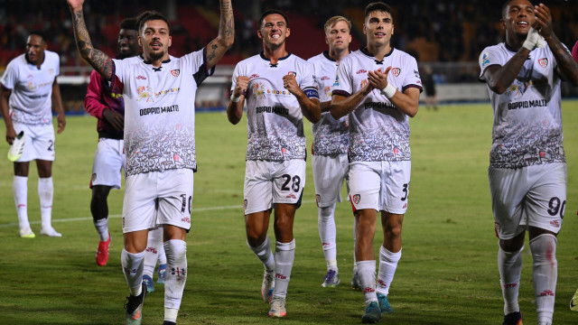 Ci Lecce 19/09/2025 - campionato di calcio serie A / Lecce-Cagliari / foto Carmelo Imbesi/Image Sport
nella foto: esultanza a fine gara Cagliari