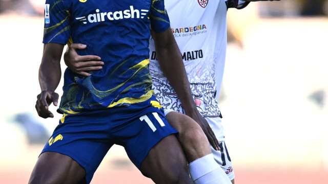 Db Verona 26/10/2025 - campionato di calcio serie A / Hellas Verona-Cagliari / foto Daniele Buffa/Image Sport
nella foto: Jean Daniel Akpa Akpro-Matteo Prati