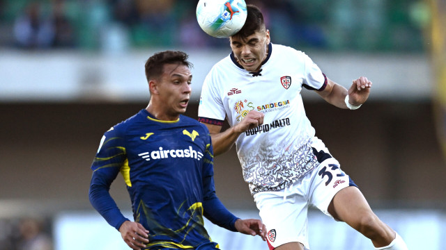 Db Verona 26/10/2025 - campionato di calcio serie A / Hellas Verona-Cagliari / foto Daniele Buffa/Image Sport
nella foto: Adam Obert-Giovane Santana