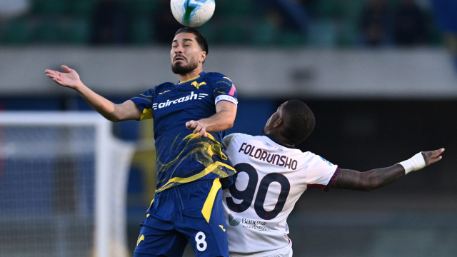Db Verona 26/10/2025 - campionato di calcio serie A / Hellas Verona-Cagliari / foto Daniele Buffa/Image Sport
nella foto: Suat Serdar-Michael Folorunsho
