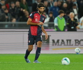 Sebastiano Luperto of Cagliari on the ball during the match of 10th day of the Serie A Championship between S.S. Lazio and Cagliari Calcio at the Olimpico Stadium on Nov 3, 2025 in Rome, Italy. during SS Lazio vs Cagliari Calcio, Italian soccer Serie A match in Rome, Italy, November 03 2025
