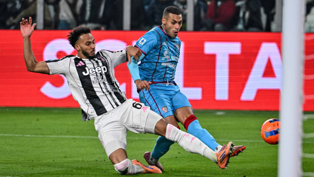 Riyad Idrissi of Cagliari Calcio during Juventus FC vs Cagliari Calcio, Italian soccer Serie A match in Turin, Italy, November 29 2025