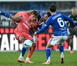 Mg Como 08/11/2025 - campionato di calcio serie A / Como-Cagliari / foto Matteo Gribaudi/Image Sport
nella foto: Sebastiano Esposito-Jacobo Ramon